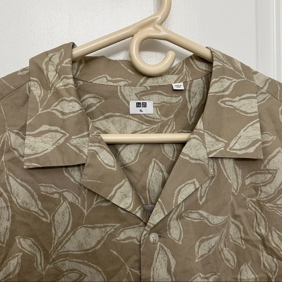 Uniqlo Khaki Leaf Print Open Collar Short Sleeve Hawaiian Shirt Men's Size XL - Picture 4 of 15